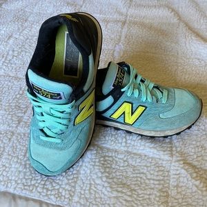 New Balance 574 size 8